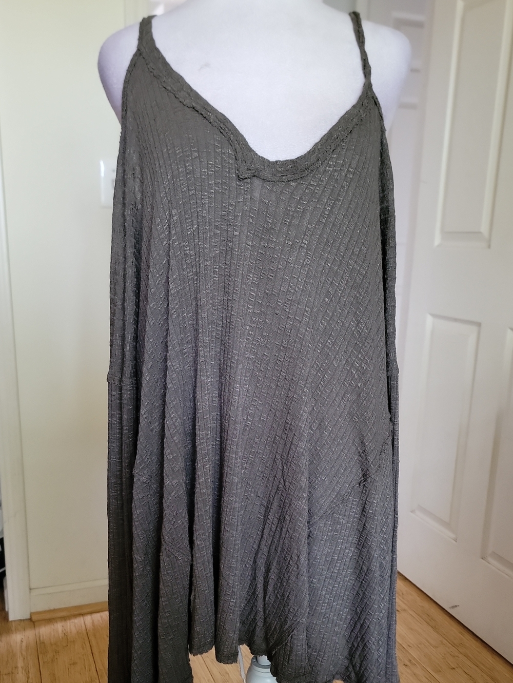 Flowy Olive Green Spaghetti Strap Cold Should Women's Top/Tunic